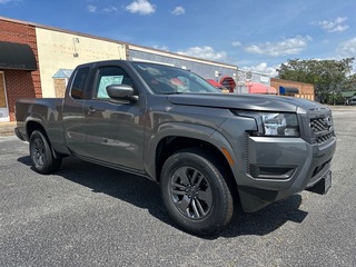 2025 Nissan Frontier