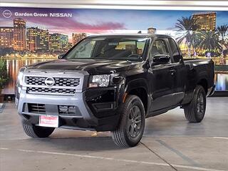 2025 Nissan Frontier