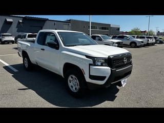 2025 Nissan Frontier