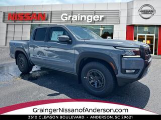 2025 Nissan Frontier for sale in Independence MO