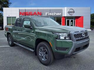 2025 Nissan Frontier