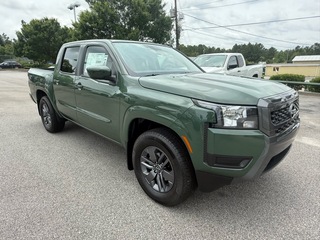 2025 Nissan Frontier