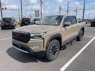 2023 Nissan Frontier