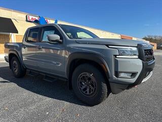 2025 Nissan Frontier for sale in Independence MO