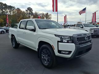 2025 Nissan Frontier