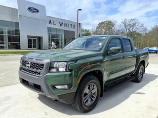 2025 Nissan Frontier