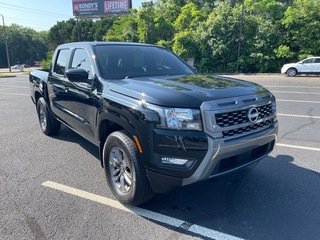 2025 Nissan Frontier