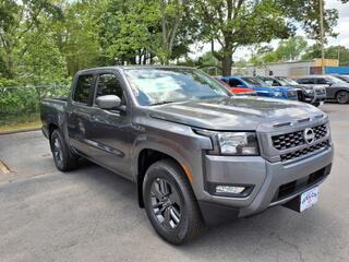 2025 Nissan Frontier