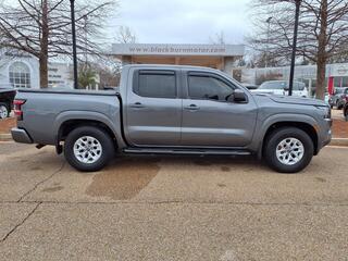 2024 Nissan Frontier