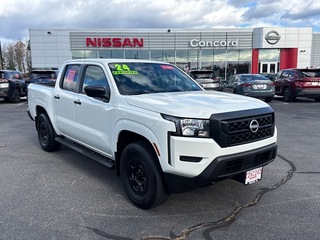2024 Nissan Frontier