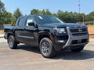 2025 Nissan Frontier