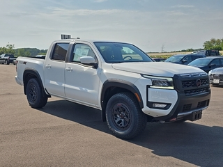 2025 Nissan Frontier