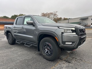 2026 Nissan Frontier for sale in Independence MO