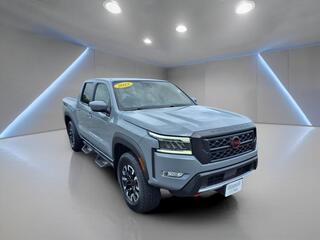 2022 Nissan Frontier for sale in Freeport IL