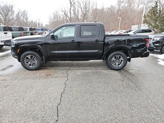 2025 Nissan Frontier