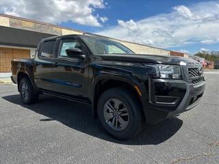 2025 Nissan Frontier for sale in Independence MO