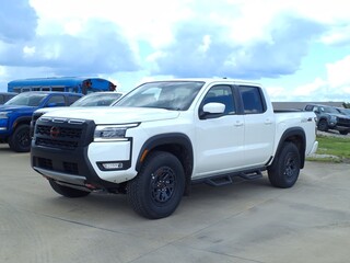 2025 Nissan Frontier
