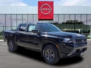 2025 Nissan Frontier