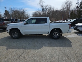 2025 Nissan Frontier