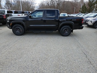 2025 Nissan Frontier