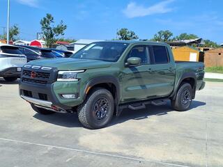 2025 Nissan Frontier