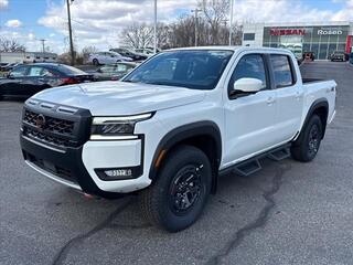 2025 Nissan Frontier for sale in Waukee IA