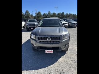 2025 Nissan Frontier