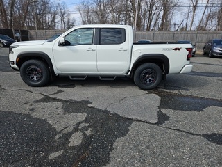 2025 Nissan Frontier