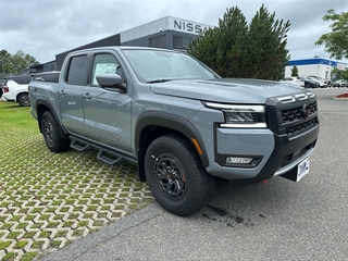 2025 Nissan Frontier