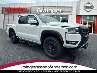 2025 Nissan Frontier for sale in Independence MO