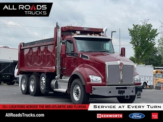 2025 Kenworth T880