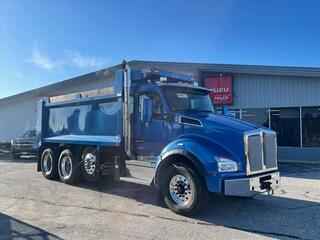 2024 Kenworth T880