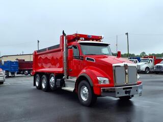 2025 Kenworth T880