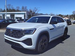 2025 Volkswagen Atlas Cross Sport