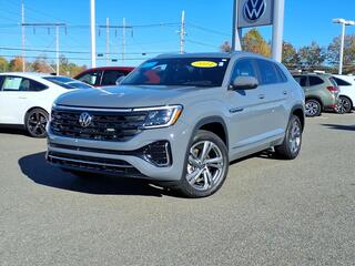 2024 Volkswagen Atlas Cross Sport for sale in Danvers MA