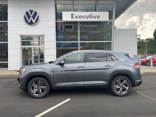 2024 Volkswagen Atlas Cross Sport for sale in North Haven CT