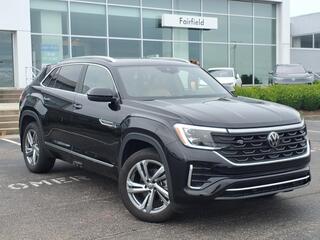 2024 Volkswagen Atlas Cross Sport for sale in Cincinnati OH