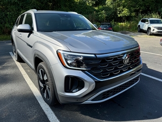 2024 Volkswagen Atlas Cross Sport