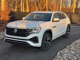 2025 Volkswagen Atlas Cross Sport for sale in Kansas City MO