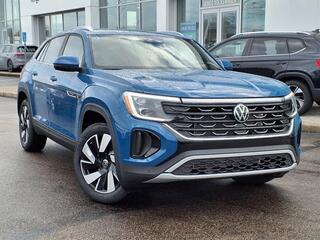 2025 Volkswagen Atlas Cross Sport for sale in Cincinnati OH