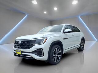 2025 Volkswagen Atlas Cross Sport for sale in Freehold NJ