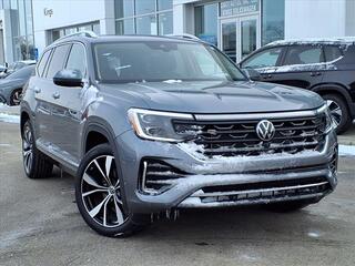 2024 Volkswagen Atlas for sale in Cincinnati OH