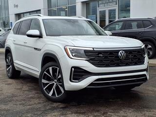 2025 Volkswagen Atlas for sale in Cincinnati OH