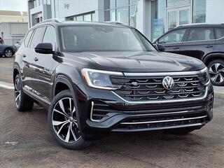 2025 Volkswagen Atlas for sale in Cincinnati OH