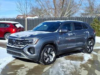 2024 Volkswagen Atlas Cross Sport for sale in Florence KY