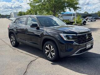 2026 Volkswagen Atlas Cross Sport for sale in Janesville WI