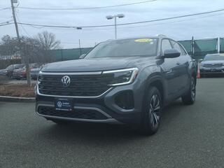 2024 Volkswagen Atlas Cross Sport for sale in Danvers MA