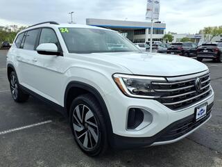 2024 Volkswagen Atlas for sale in Rockford IL