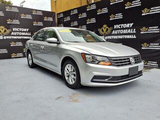 2016 Volkswagen Passat for sale in Salem OR