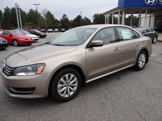 2015 Volkswagen Passat for sale in Columbus GA